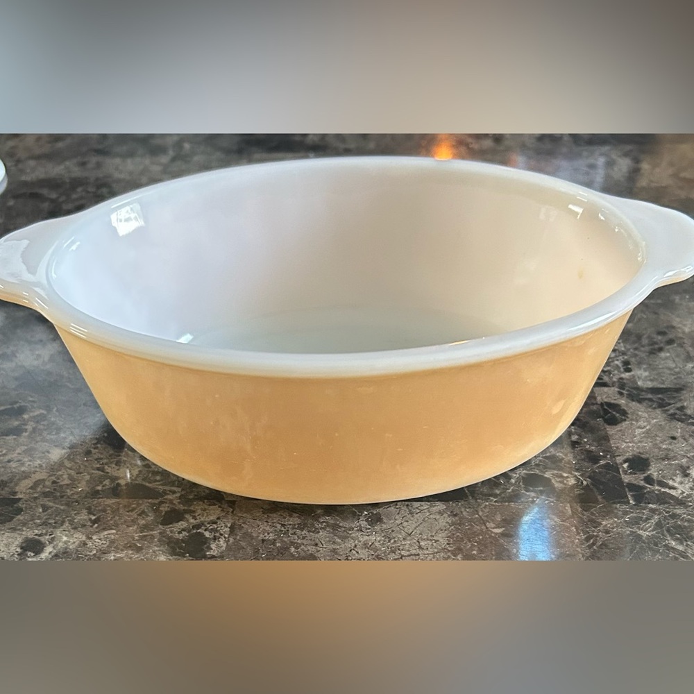 Vintage Cream and Tan Baking Dish